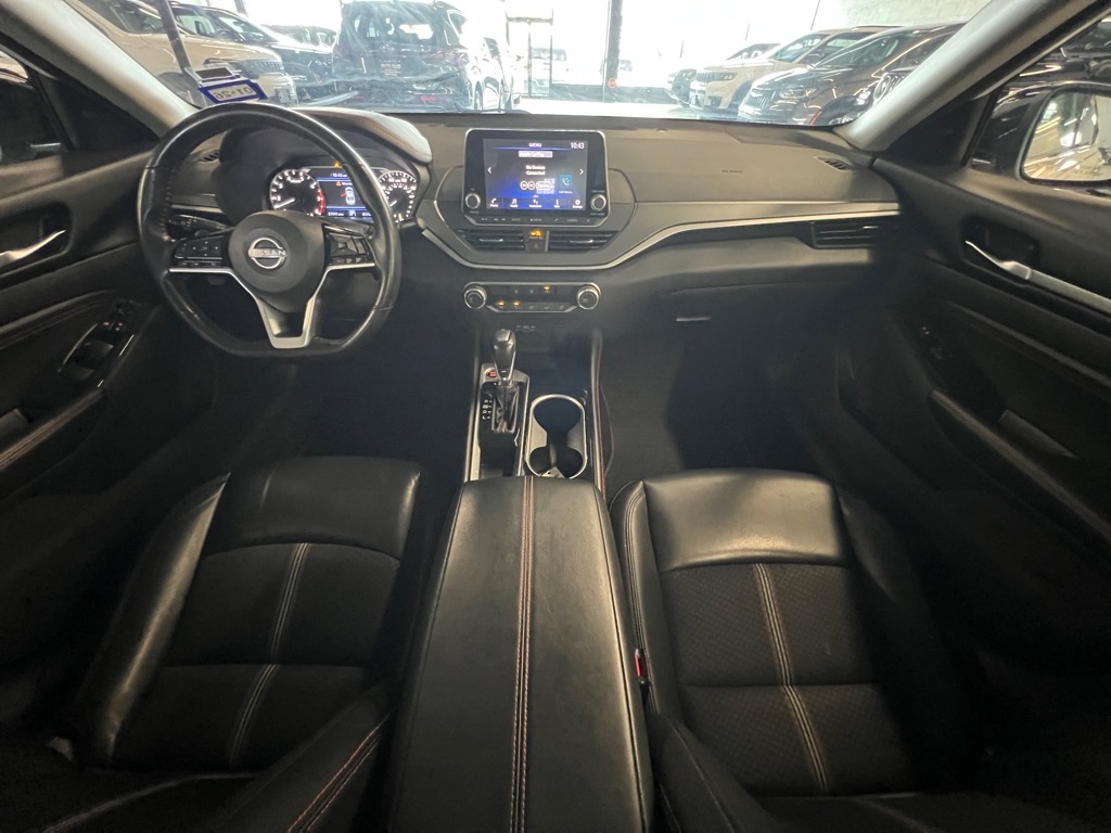 2023 Nissan Altima 2.5 SR Image 18 of 28