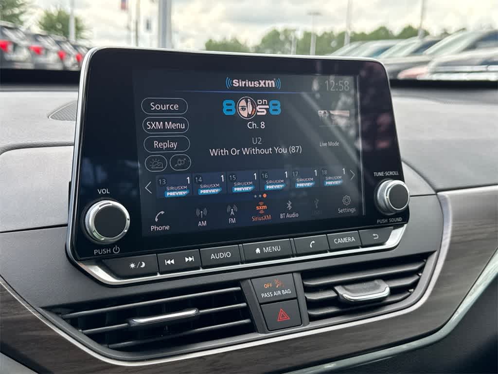 Vehicle image 20 of 31