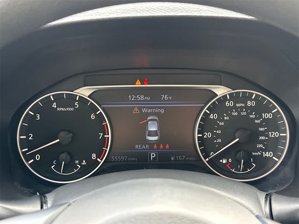 Vehicle image 18 of 31