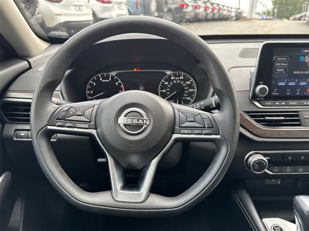 Vehicle image 29 of 31