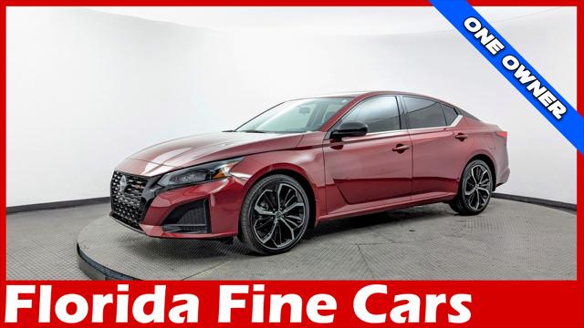 2023 Nissan Altima 2.5 SR Image 1 of 31