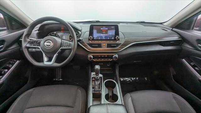 2023 Nissan Altima 2.5 SV Image 17 of 30