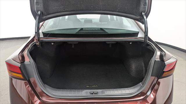 2023 Nissan Altima 2.5 SV Image 12 of 30