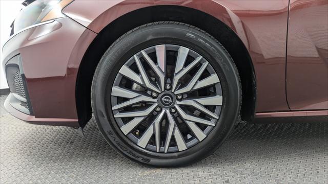 2023 Nissan Altima 2.5 SV Image 11 of 30