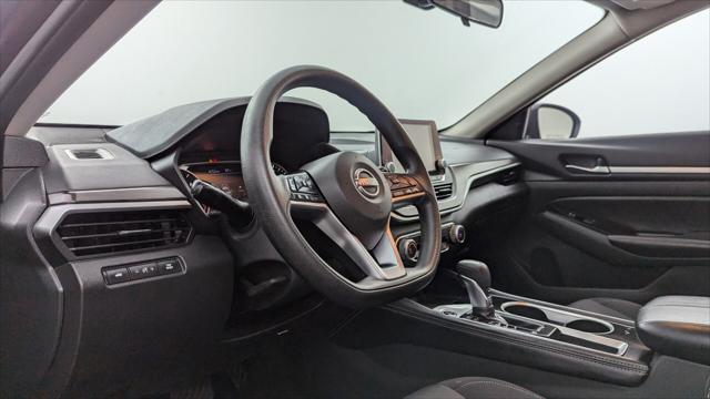 2023 Nissan Altima 2.5 SV Image 18 of 30