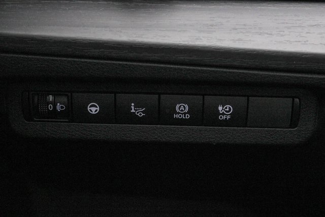 Vehicle image 23 of 27