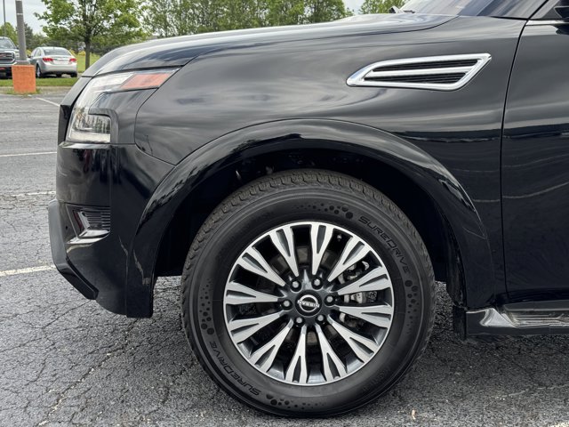 Vehicle image 37 of 42