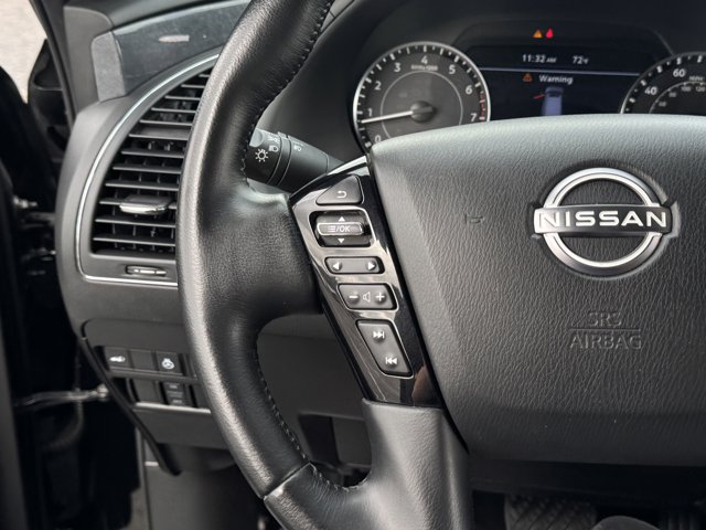 Vehicle image 24 of 42