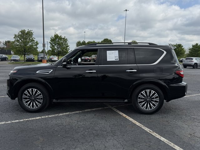Vehicle image 7 of 42