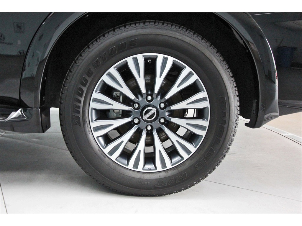 Vehicle image 29 of 31