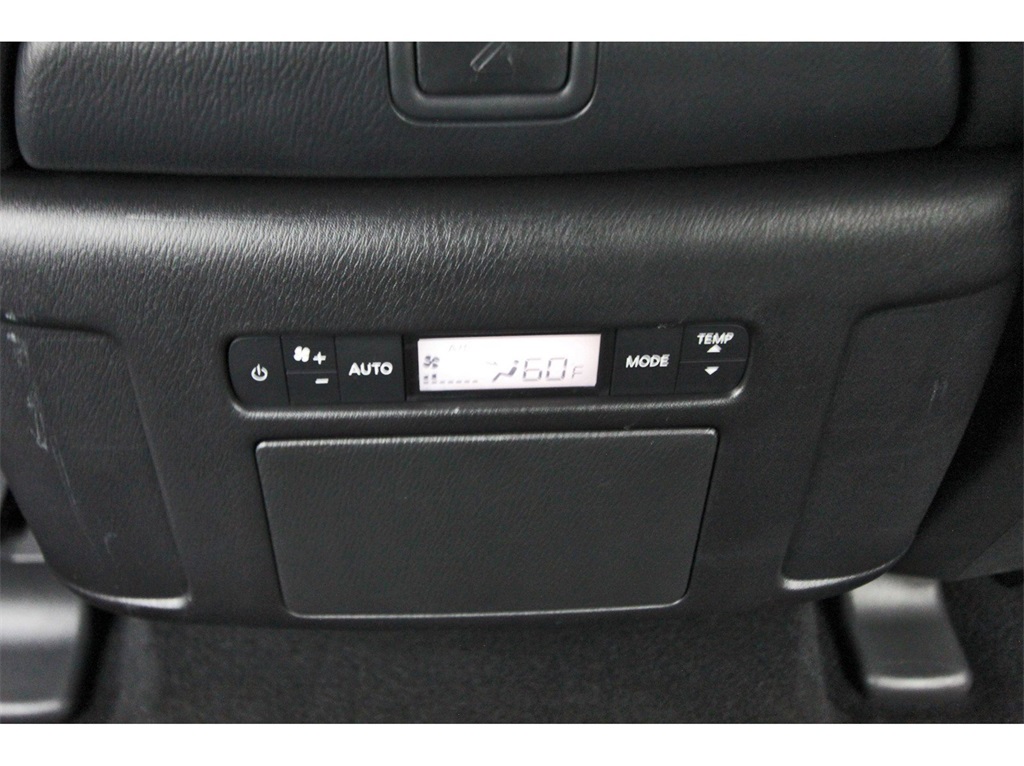 Vehicle image 11 of 31