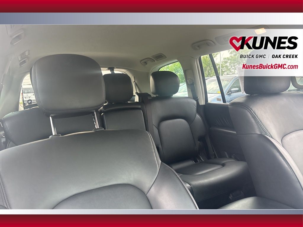 2023 Nissan Armada SV Image 14 of 34