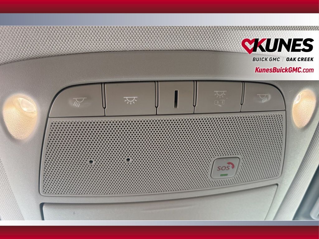 2023 Nissan Armada SV Image 34 of 34