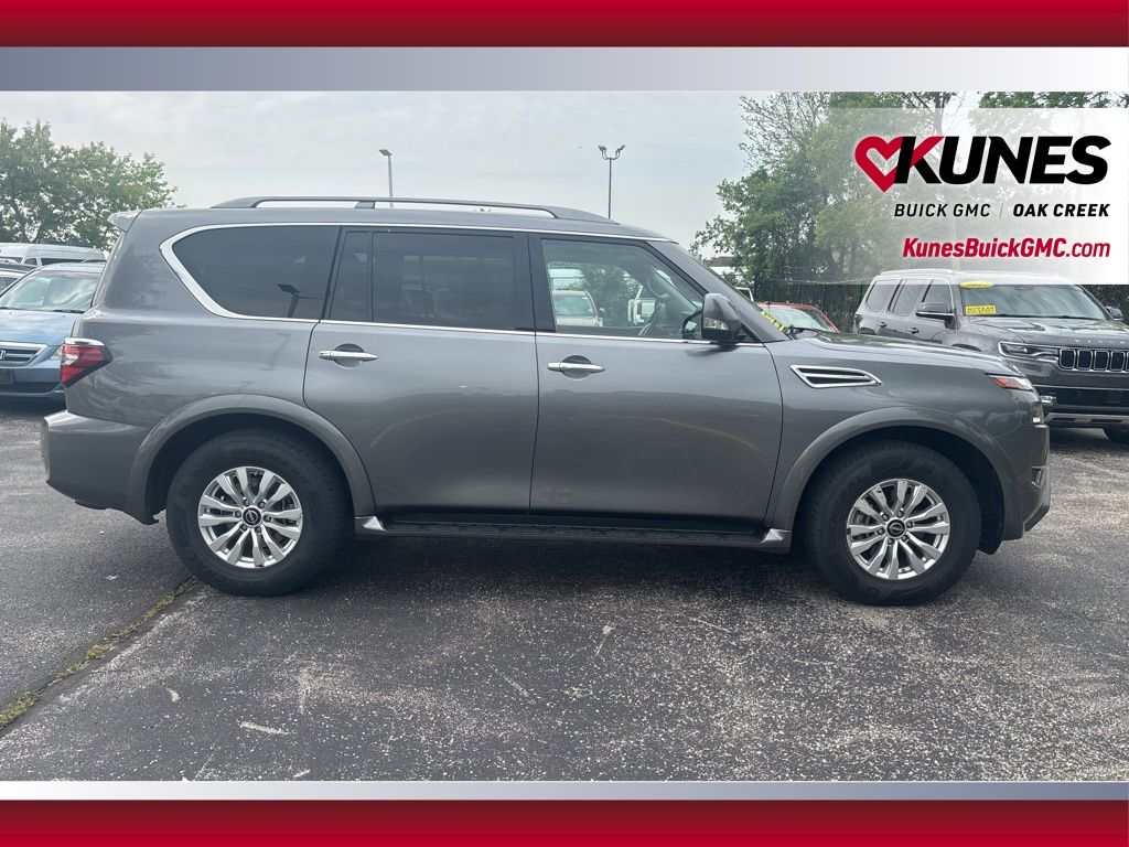 2023 Nissan Armada SV Image 5 of 34