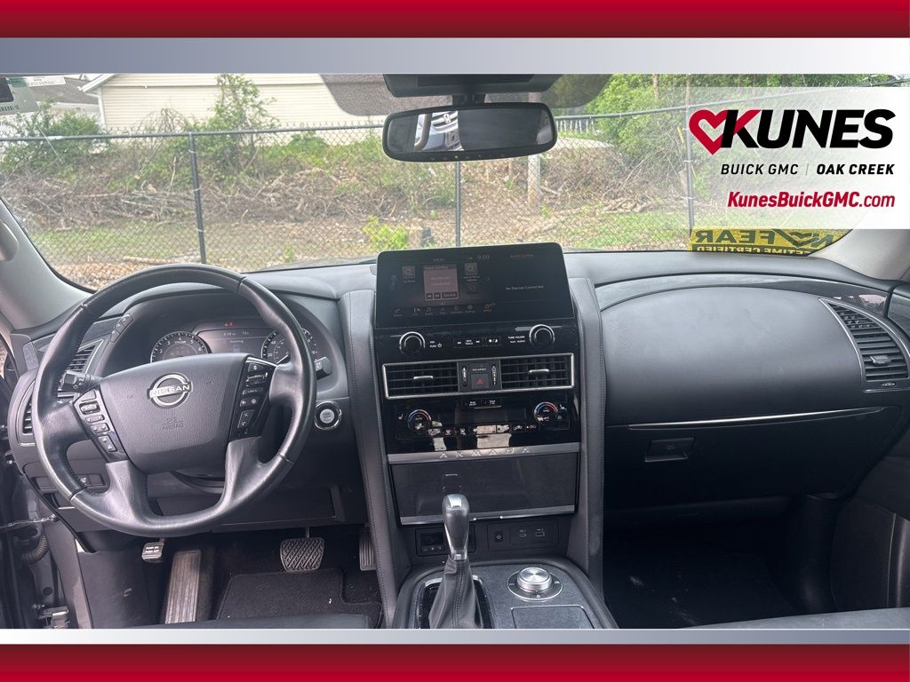 2023 Nissan Armada SV Image 18 of 34
