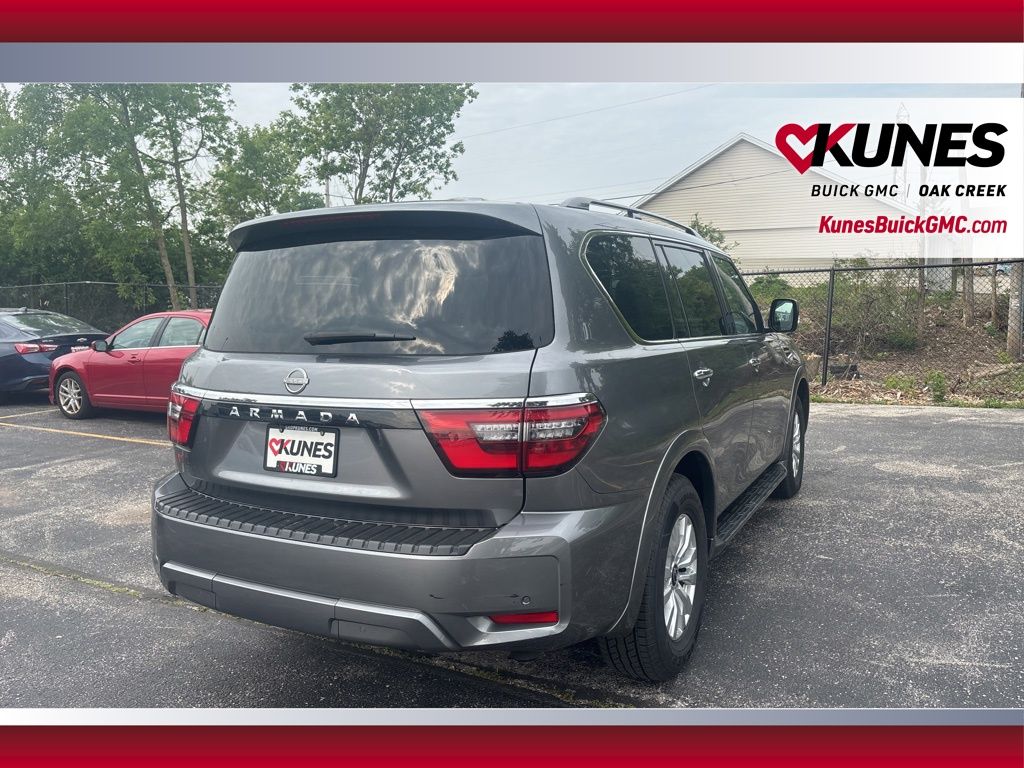 2023 Nissan Armada SV Image 6 of 34