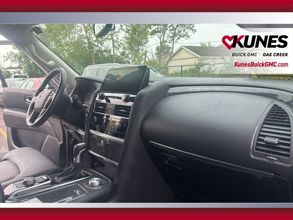 2023 Nissan Armada SV Image 20 of 34