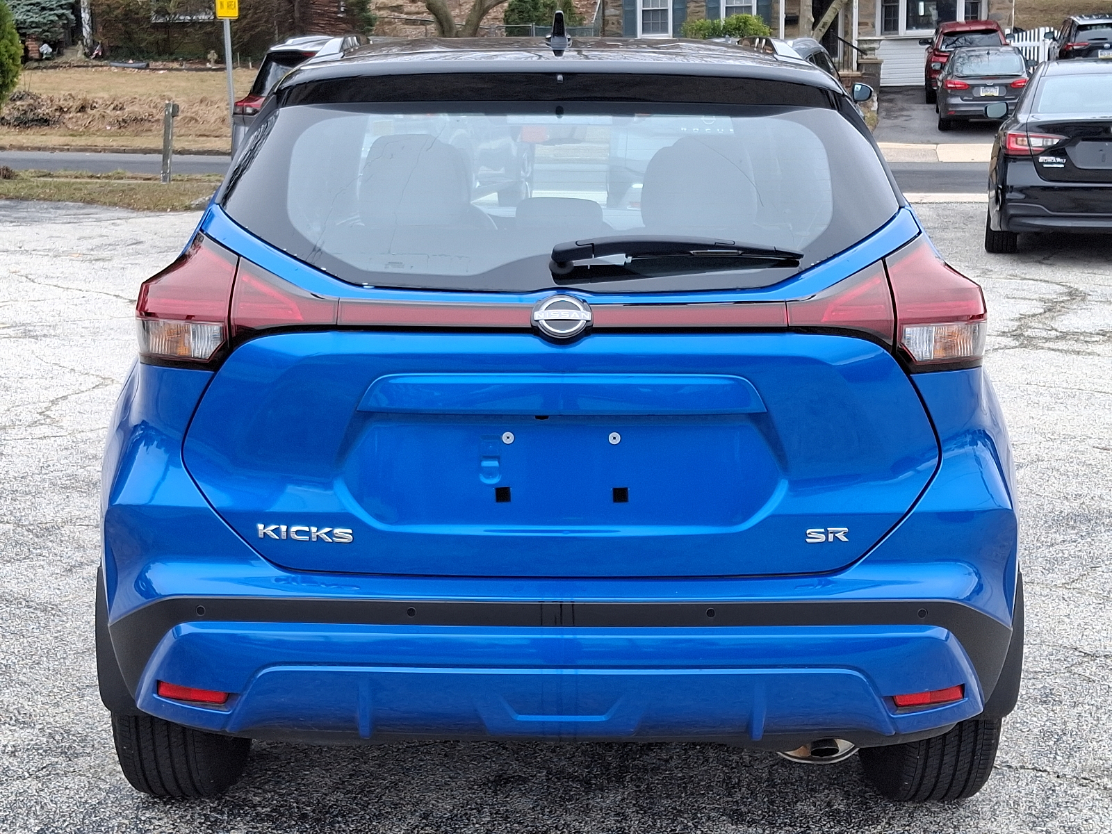 Vehicle image 4 of 31