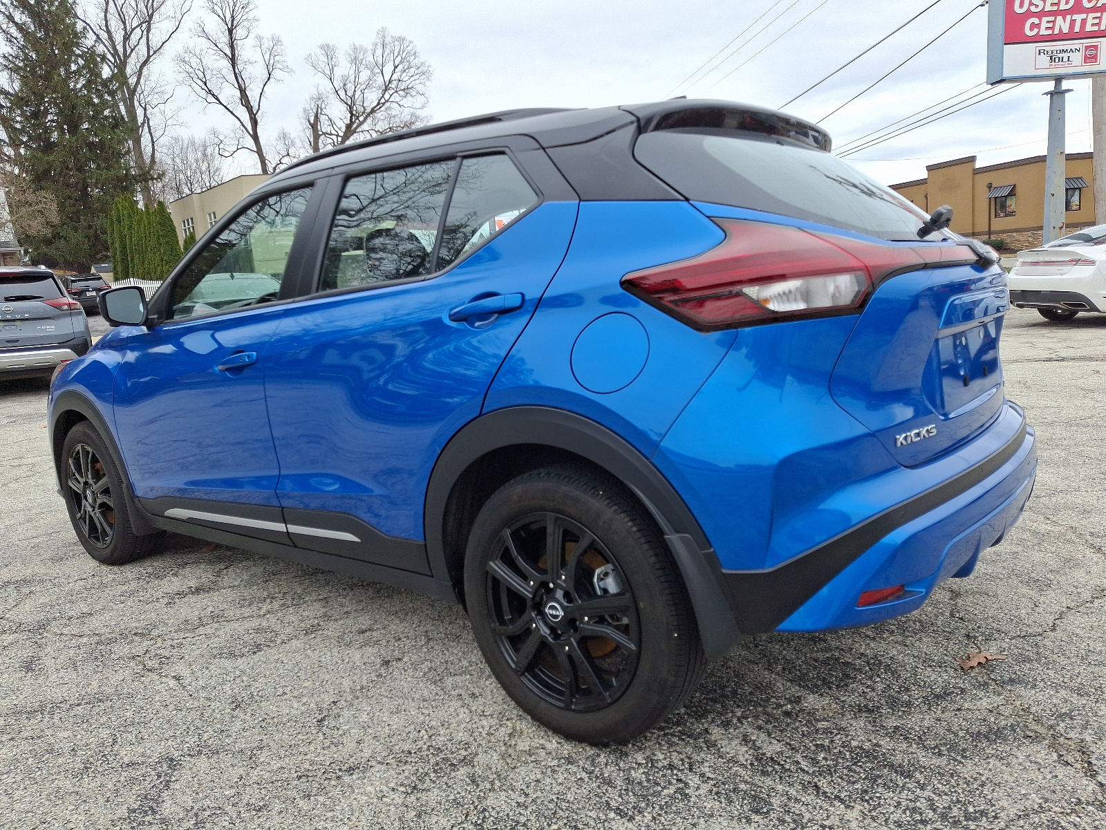 Vehicle image 7 of 31
