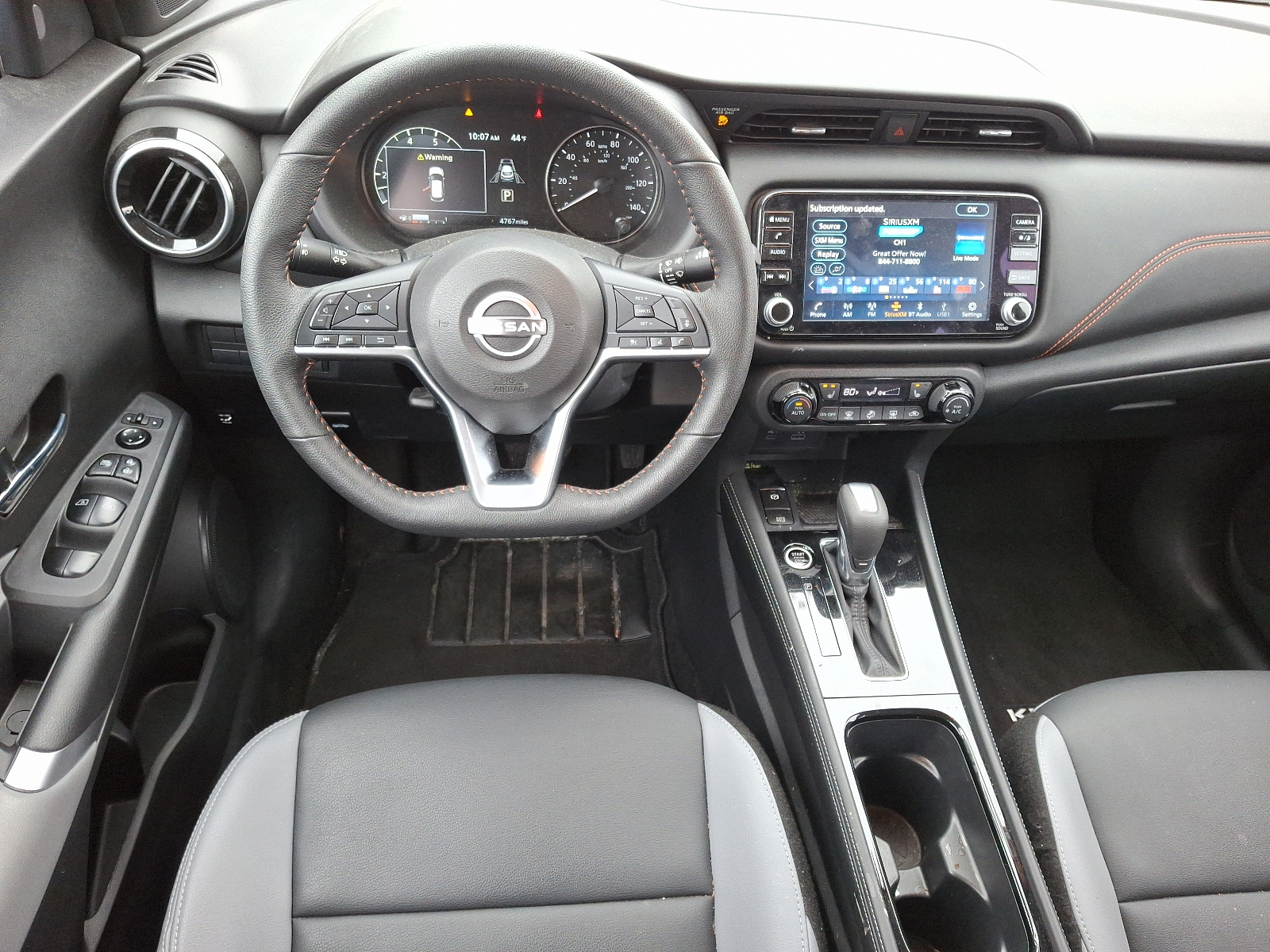 Vehicle image 12 of 31