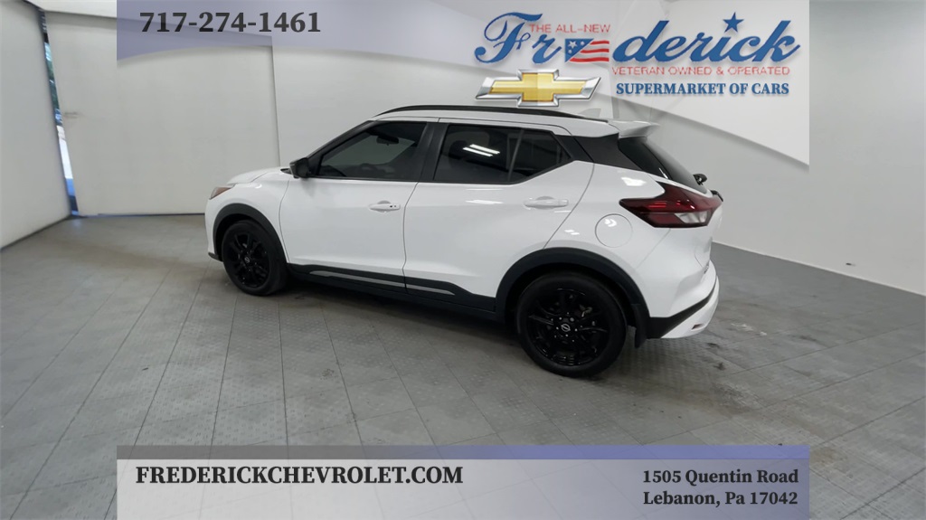 Vehicle image 9 of 31