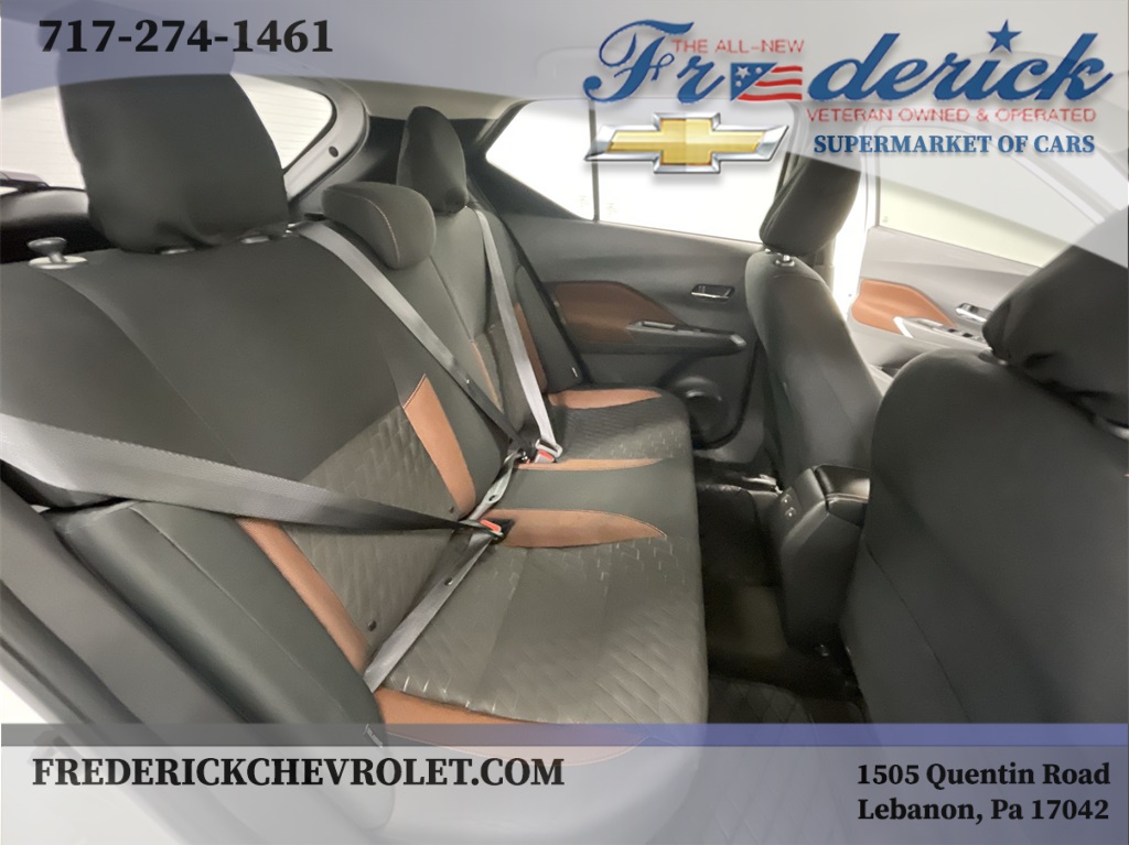 Vehicle image 24 of 31