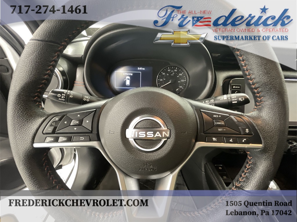 Vehicle image 11 of 31