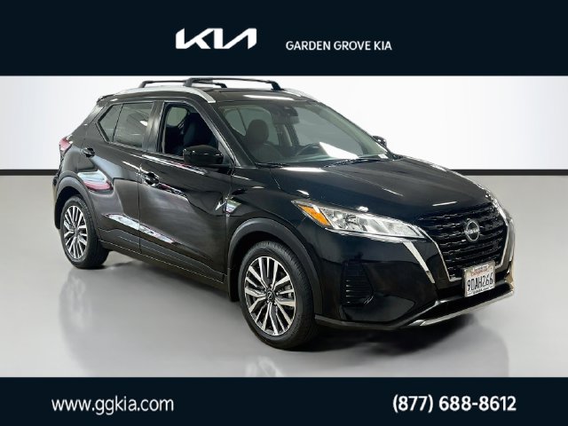 2023 Nissan Kicks SV Image 3 of 31