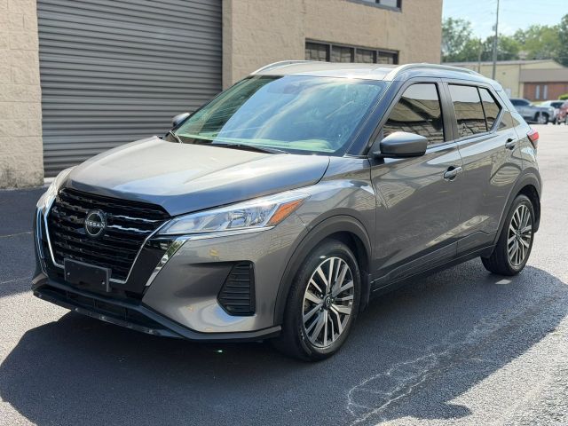 2023 Nissan Kicks SV Image 1 of 43