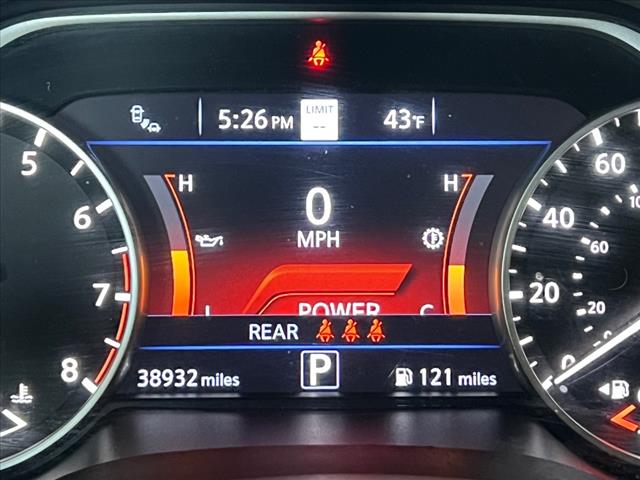 Vehicle image 12 of 25