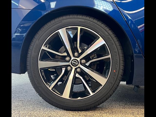 Vehicle image 25 of 25