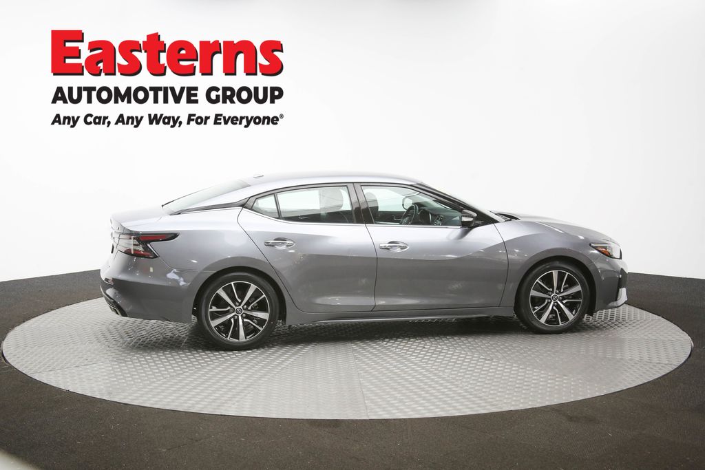 Vehicle image 23 of 61