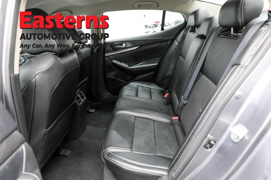 Vehicle image 44 of 61