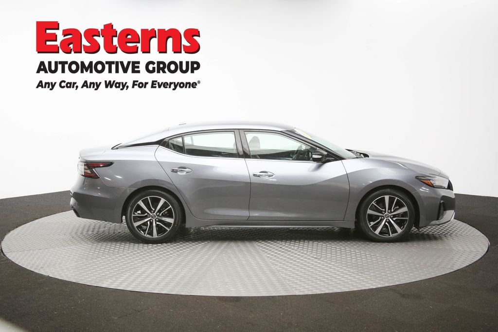 Vehicle image 16 of 61