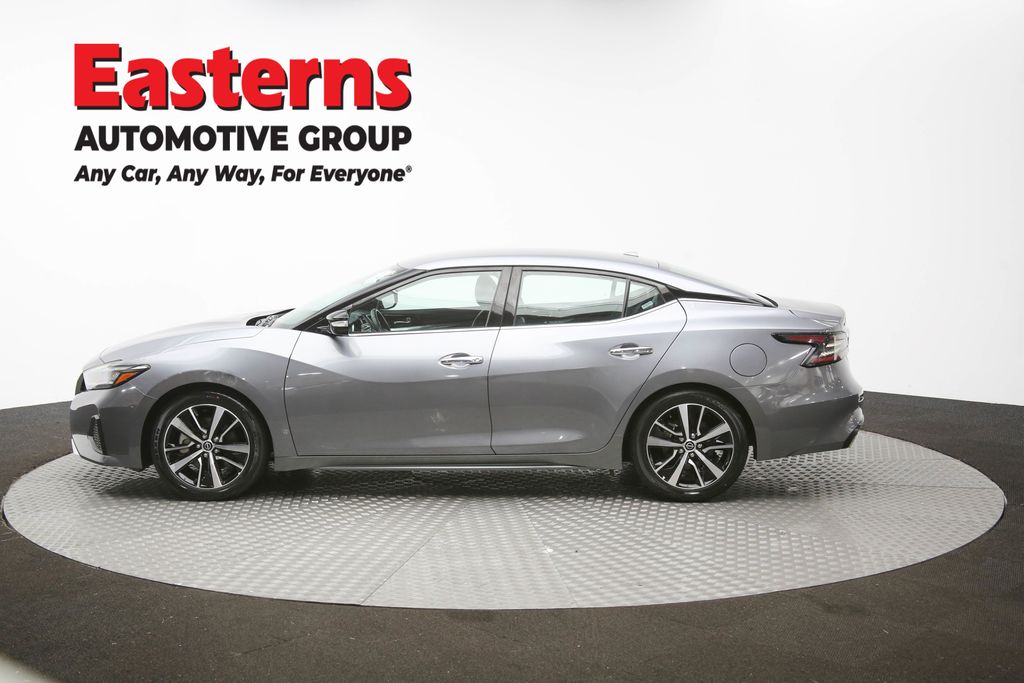 Vehicle image 35 of 61