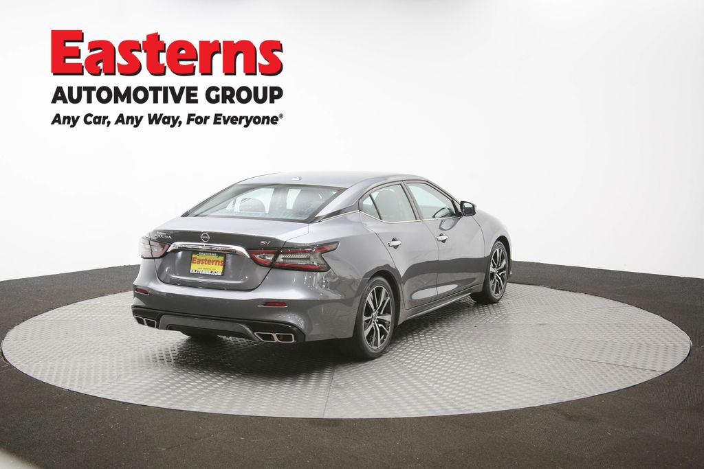Vehicle image 25 of 61