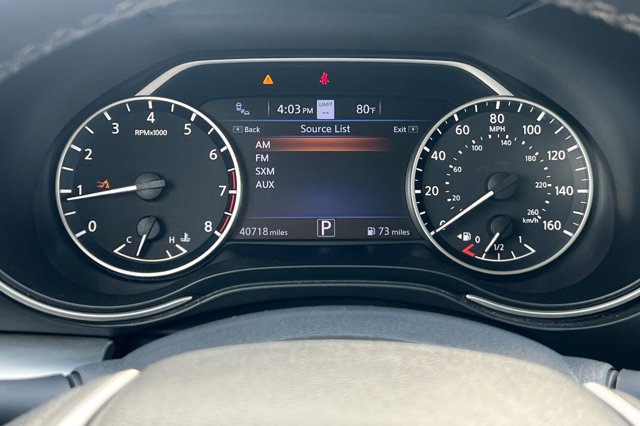 Vehicle image 23 of 27