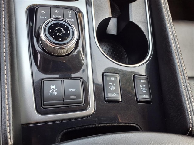 Vehicle image 18 of 27