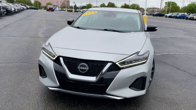 Vehicle image 2 of 35