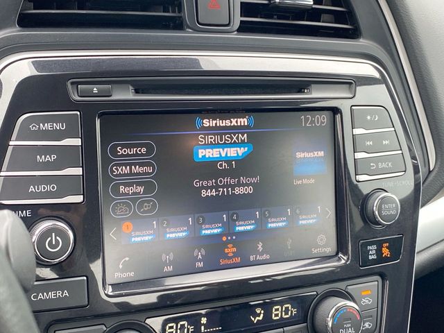 Vehicle image 22 of 35