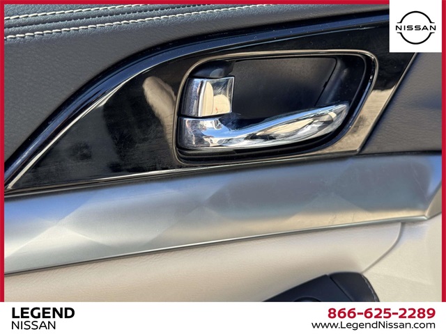 2023 Nissan Maxima SV Image 13 of 32