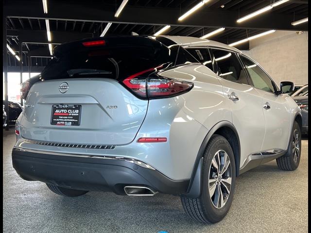 Vehicle image 2 of 21