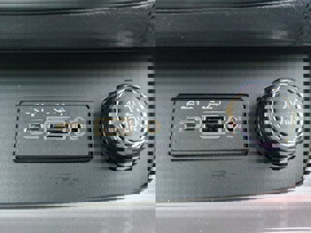 Vehicle image 21 of 27