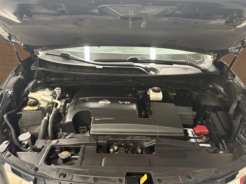 Vehicle image 26 of 27