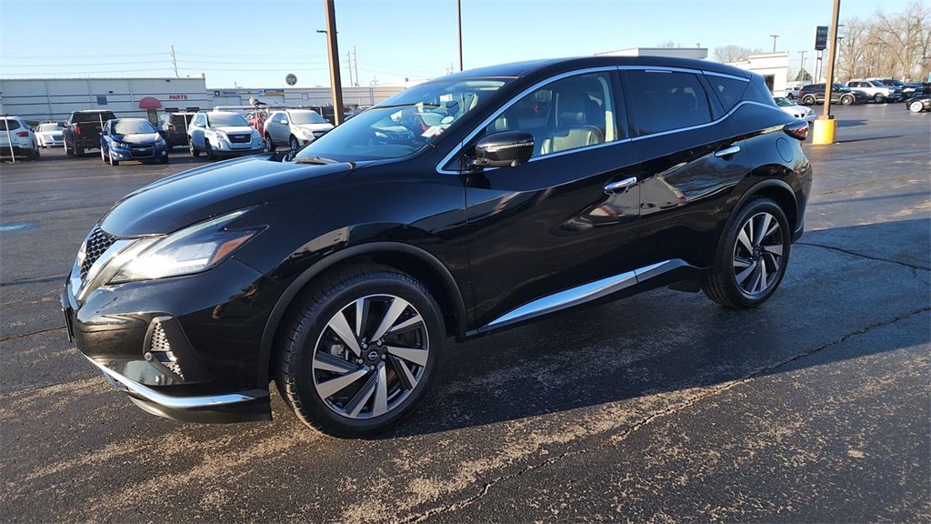 Vehicle image 1 of 28