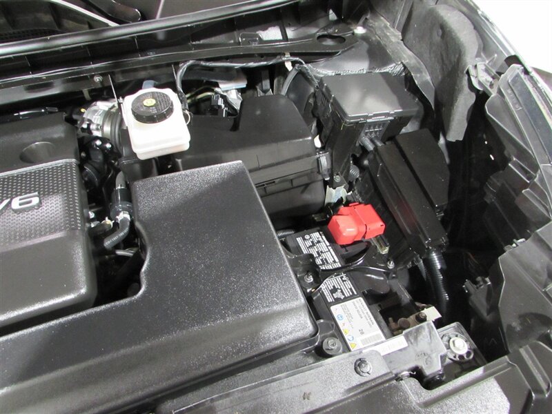 2023 Nissan Murano SV Image 22 of 100