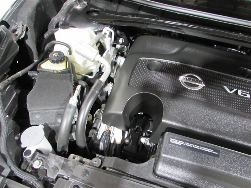 2023 Nissan Murano SV Image 24 of 100