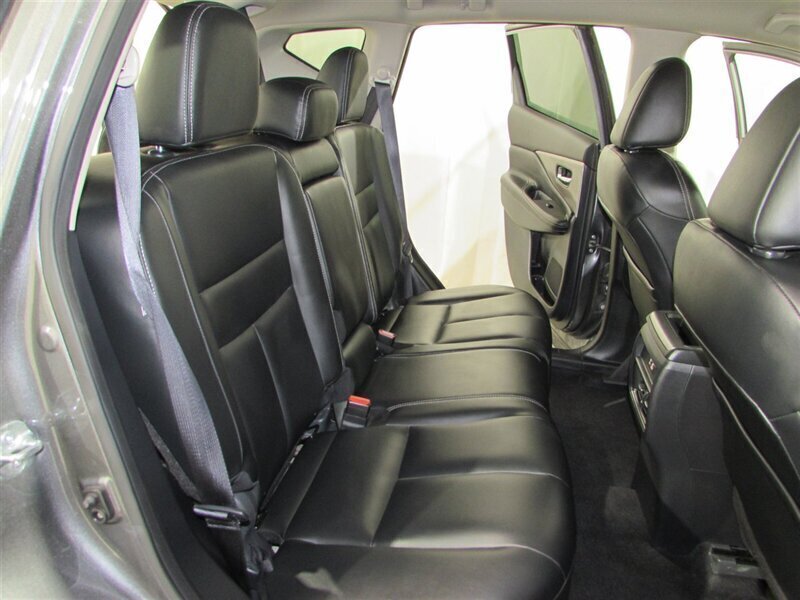 2023 Nissan Murano SV Image 31 of 100