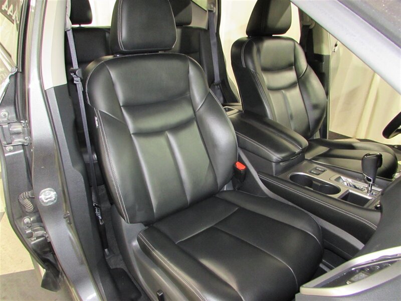 2023 Nissan Murano SV Image 35 of 100