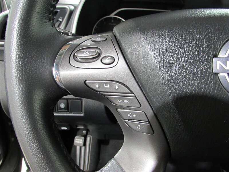 2023 Nissan Murano SV Image 45 of 100